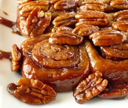 Pecan-Honey-Sticky-Buns-1